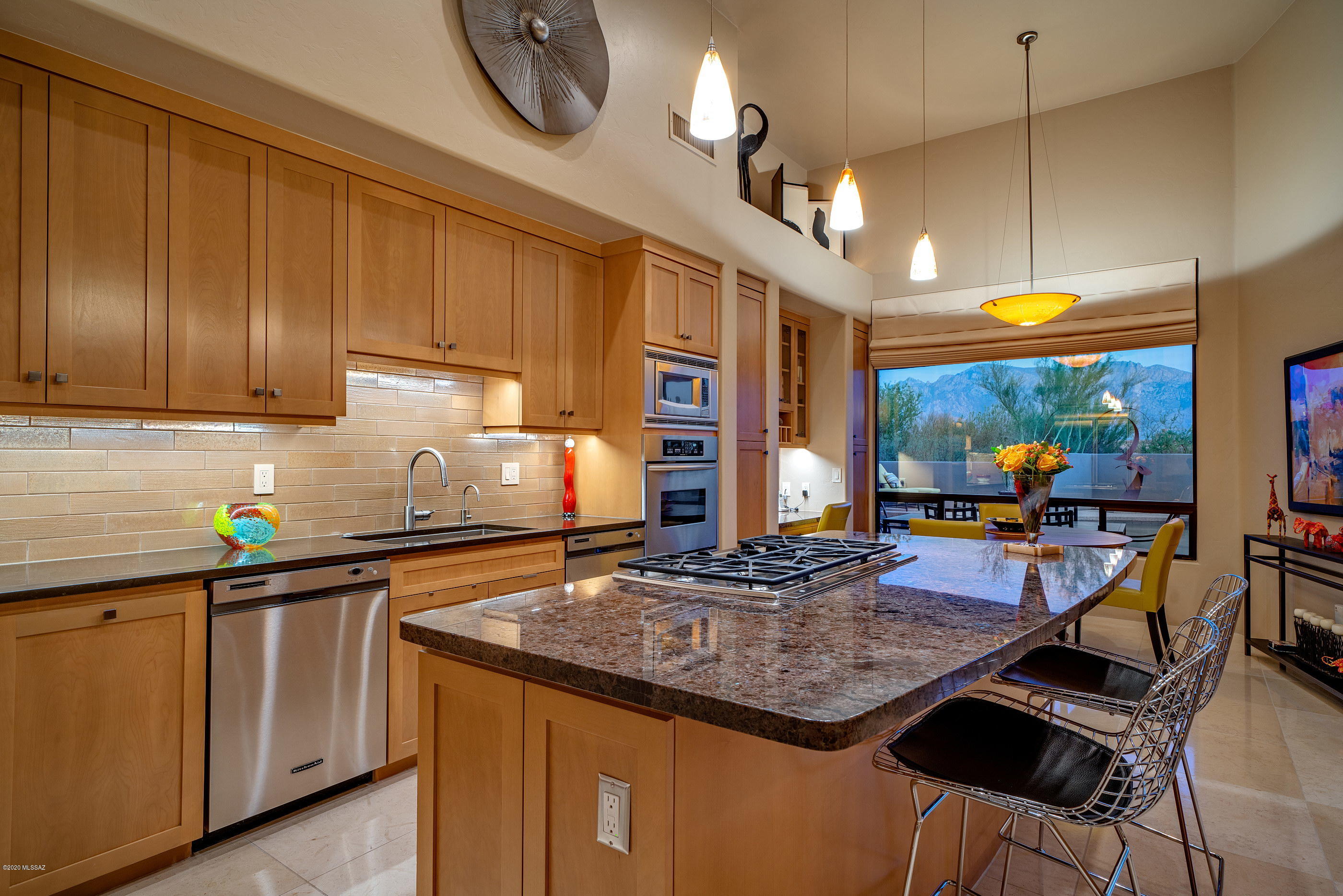 592 West Silhouette Ridge Place Oro Valley, AZ 85755 - Photo 11 of 50