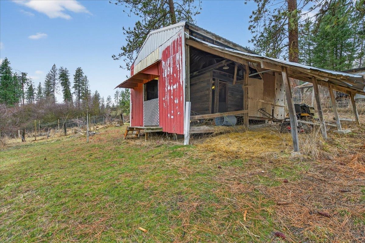 16825 North Day Mt Spokane Road Green Bluff, WA 99021 - Photo 37 of 41 Gallery Image 37