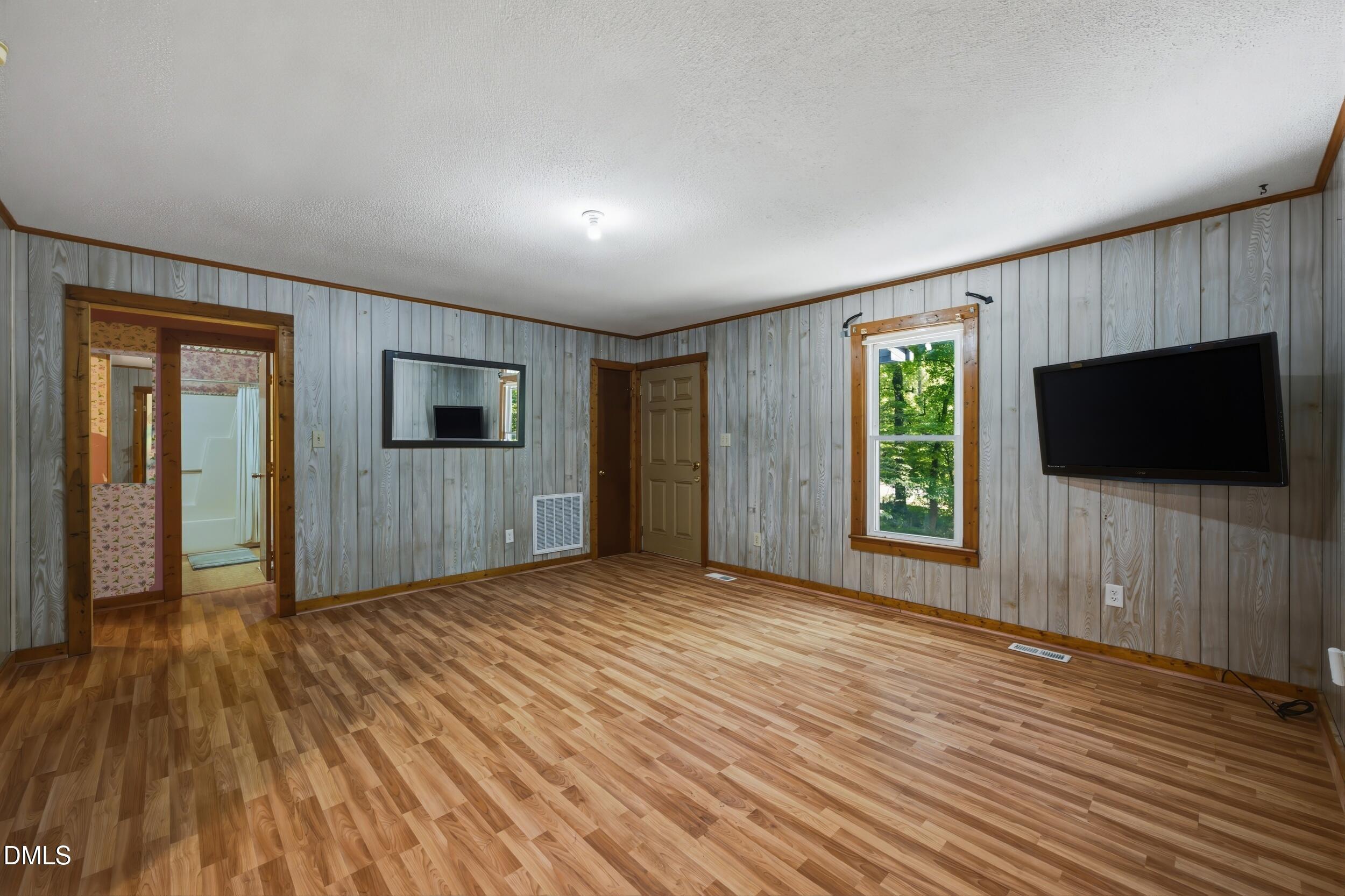956 Holden Road Youngsville, NC 27596 - Photo 7 of 28 6 -956 holden rd, interior