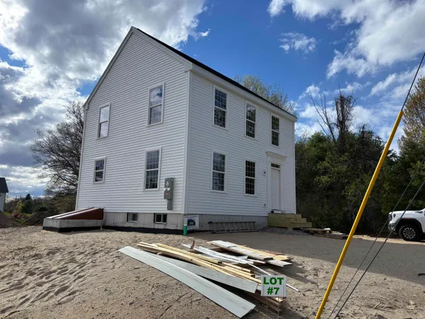 $479,000 | 212 Sanborn Street, Unit LOT 7112, Franklin, NH 03235