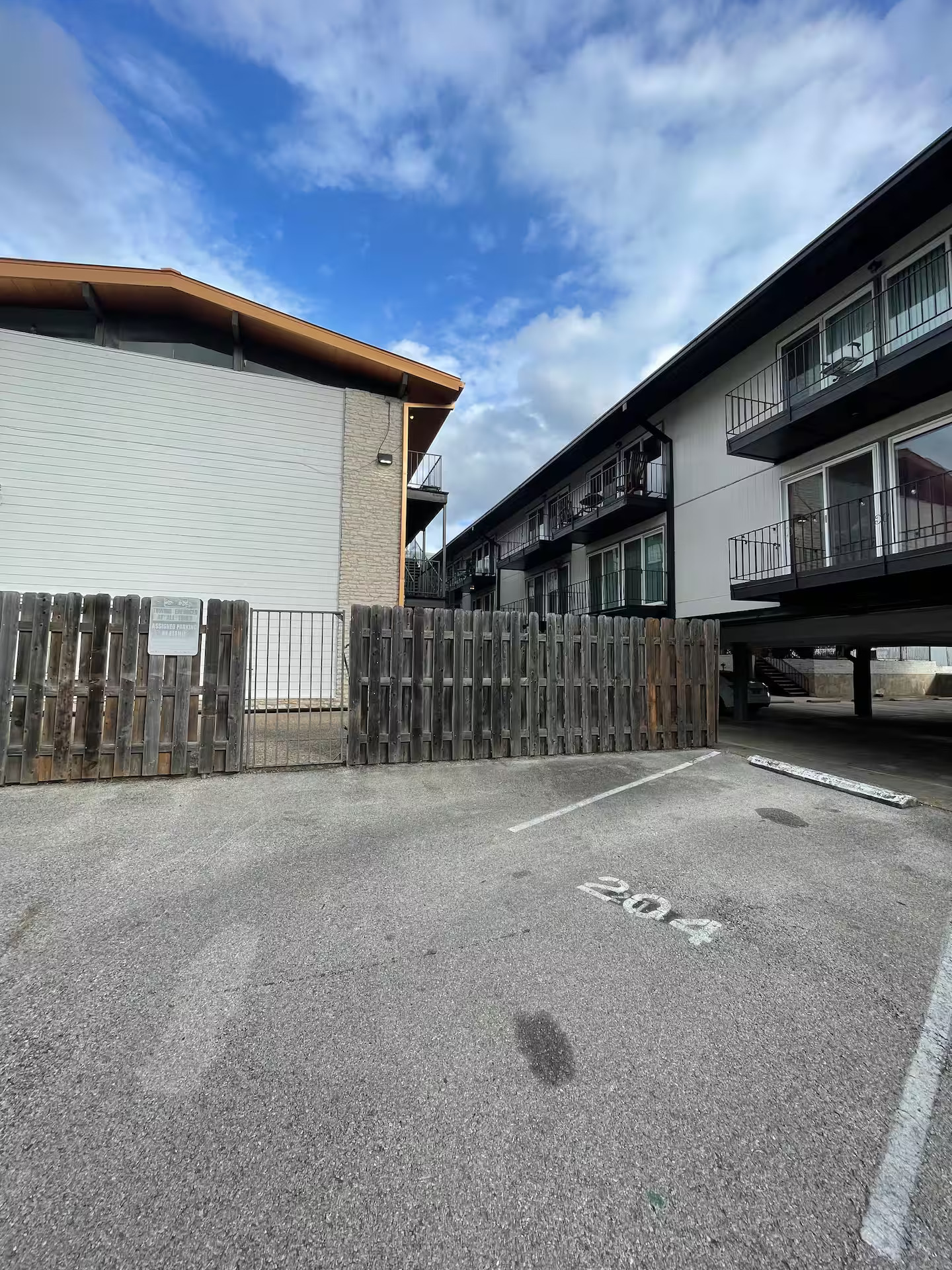 2404 Longview Street, Unit 204 Austin, TX 78705 - Photo 9 of 9