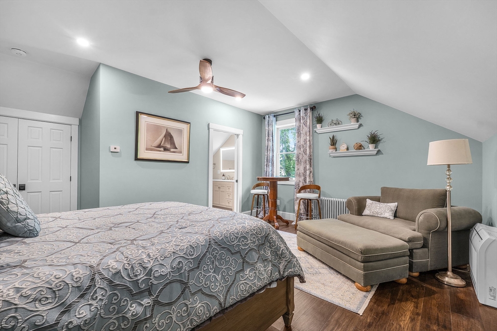 304 Front Street Marion, MA 02738 - Photo 33 of 42