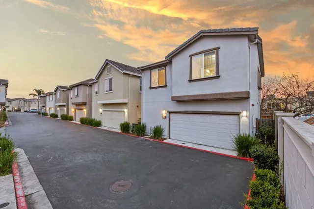 $1,399,000 | 639 Montage Circle, East Palo Alto, CA 94303