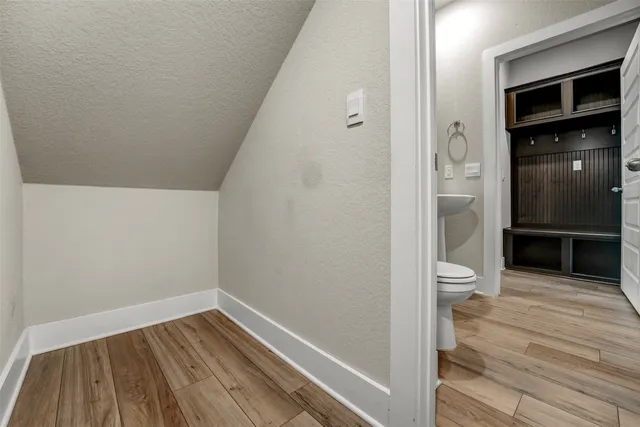 $2,400 | 7509 Grand Linden Way, Unit 87, Austin, TX 78744