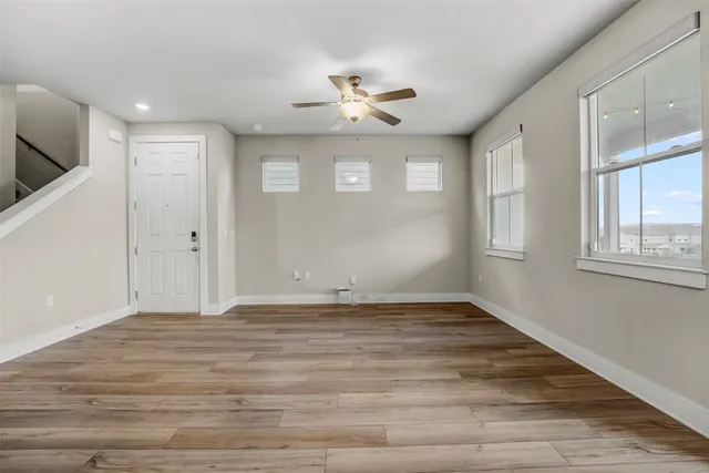 $2,400 | 7509 Grand Linden Way, Unit 87, Austin, TX 78744