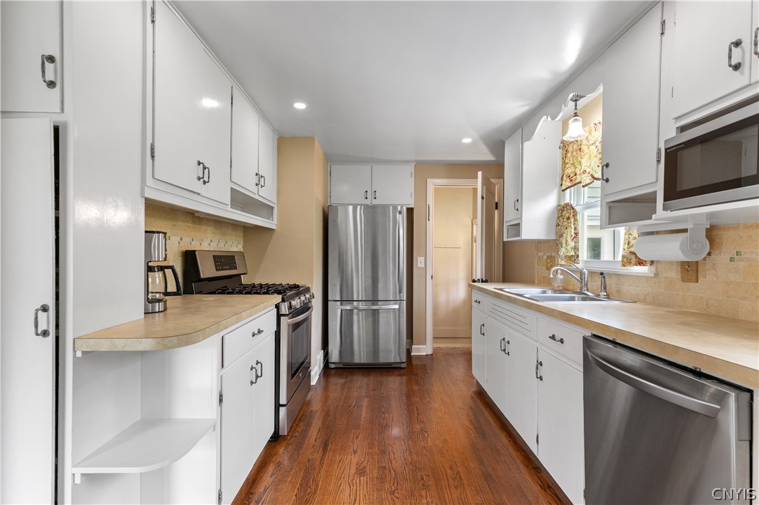 121 Eureka Drive Manlius, NY 13104 - Photo 16 of 31