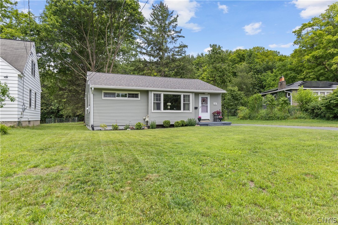 121 Eureka Drive Manlius, NY 13104 - Photo 3 of 31