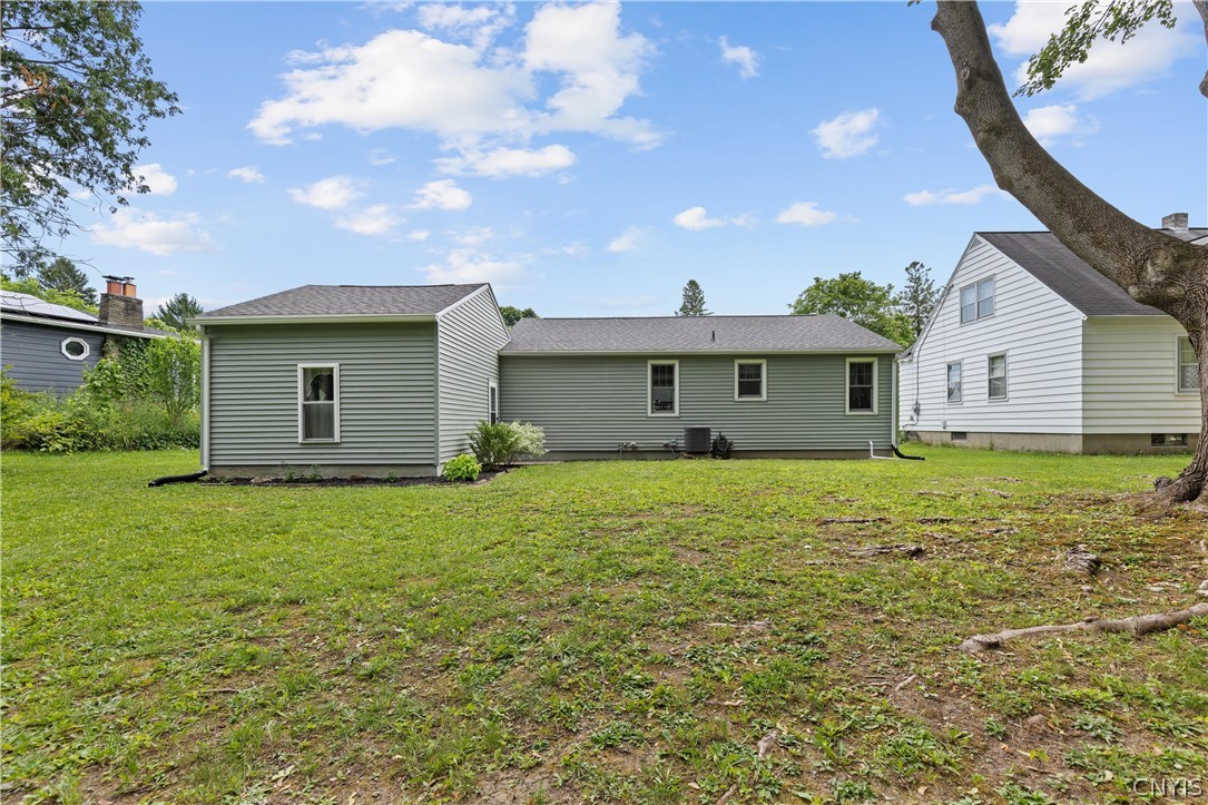 121 Eureka Drive Manlius, NY 13104 - Photo 4 of 31