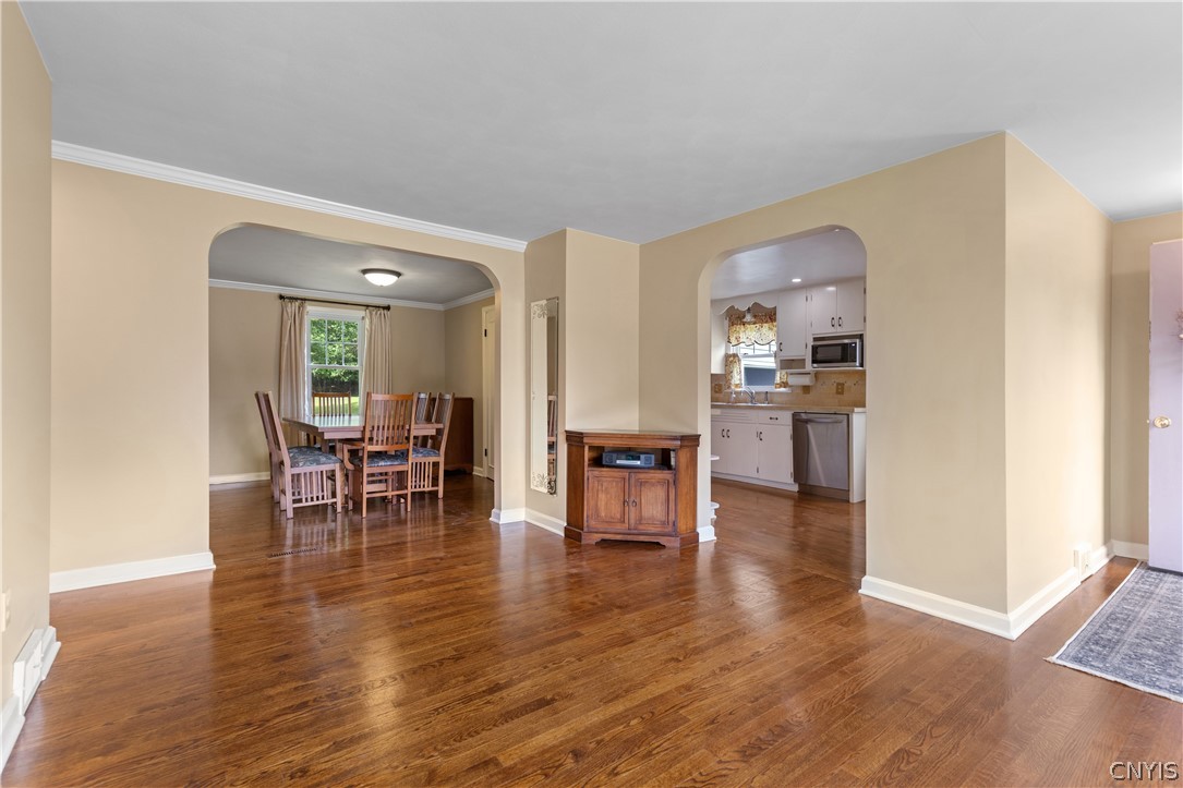 121 Eureka Drive Manlius, NY 13104 - Photo 10 of 31