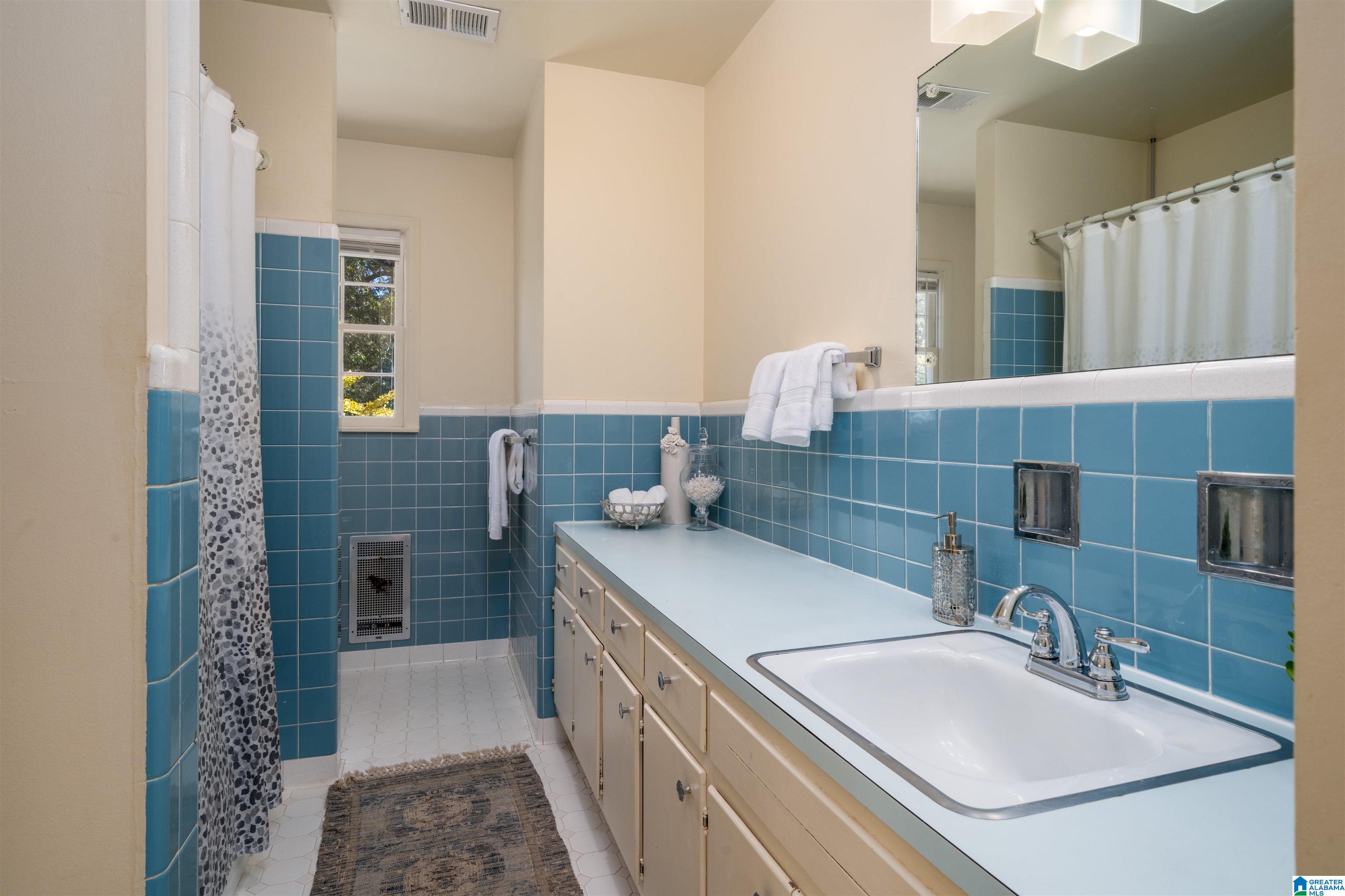 4221 Caldwell Mill Road Birmingham, AL 35243 - Photo 42 of 73