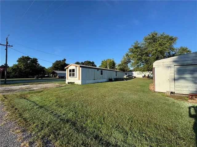 $120,000 | 702 North Vermont Avenue, Columbus, KS 66725