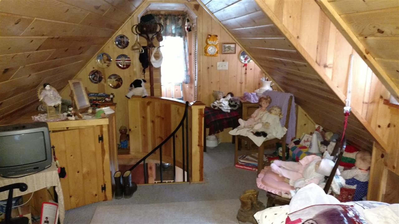 15716 Pine Street Truckee, CA 96161 - Photo 7 of 7 a view of entryway and hall