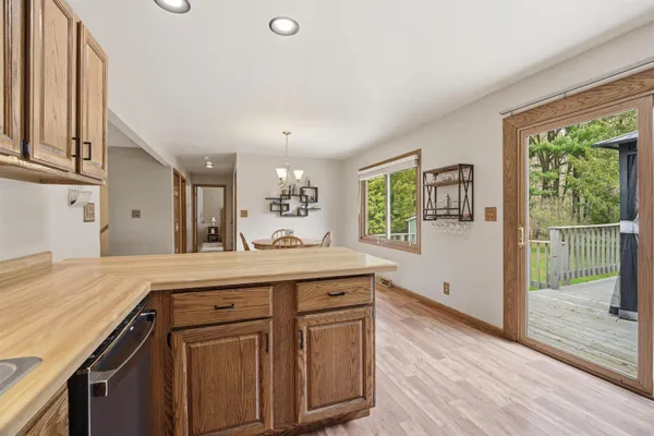 $419,900 | 5588 Brown Road, Little Suamico, WI 54141