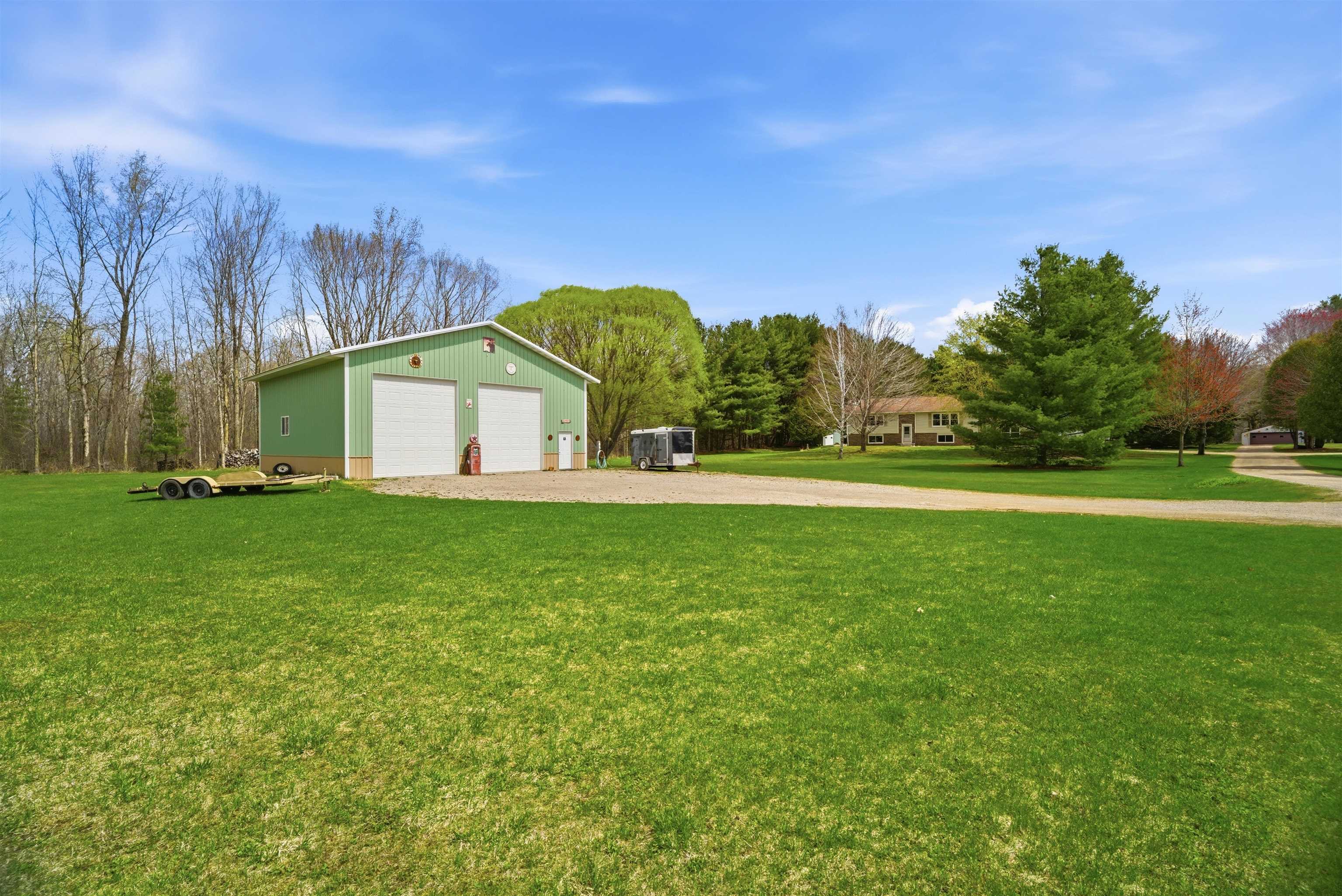 5588 Brown Road Little Suamico, WI 54141 - Photo 37 of 47