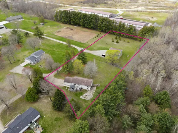 $419,900 | 5588 Brown Road, Little Suamico, WI 54141
