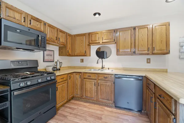 $419,900 | 5588 Brown Road, Little Suamico, WI 54141