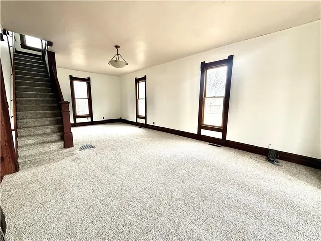 $172,000 | 335 East 4th Street, Maryville, MO 64468