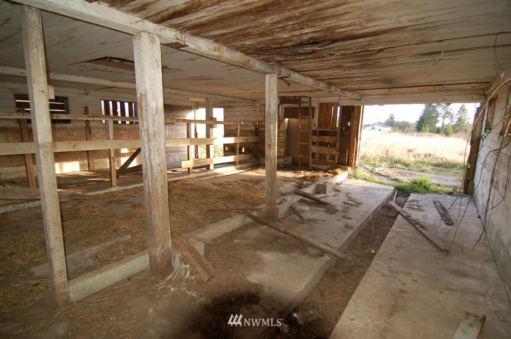 3445 Thornton Road Ferndale, WA 98248 - Photo 4 of 8 Gallery Image 4