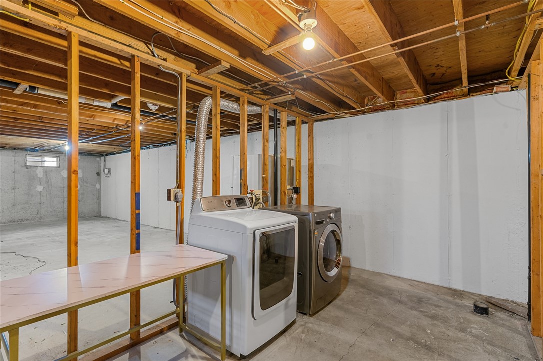 43 Sage Drive Cranston, RI 02921 - Photo 39 of 43 Laundry