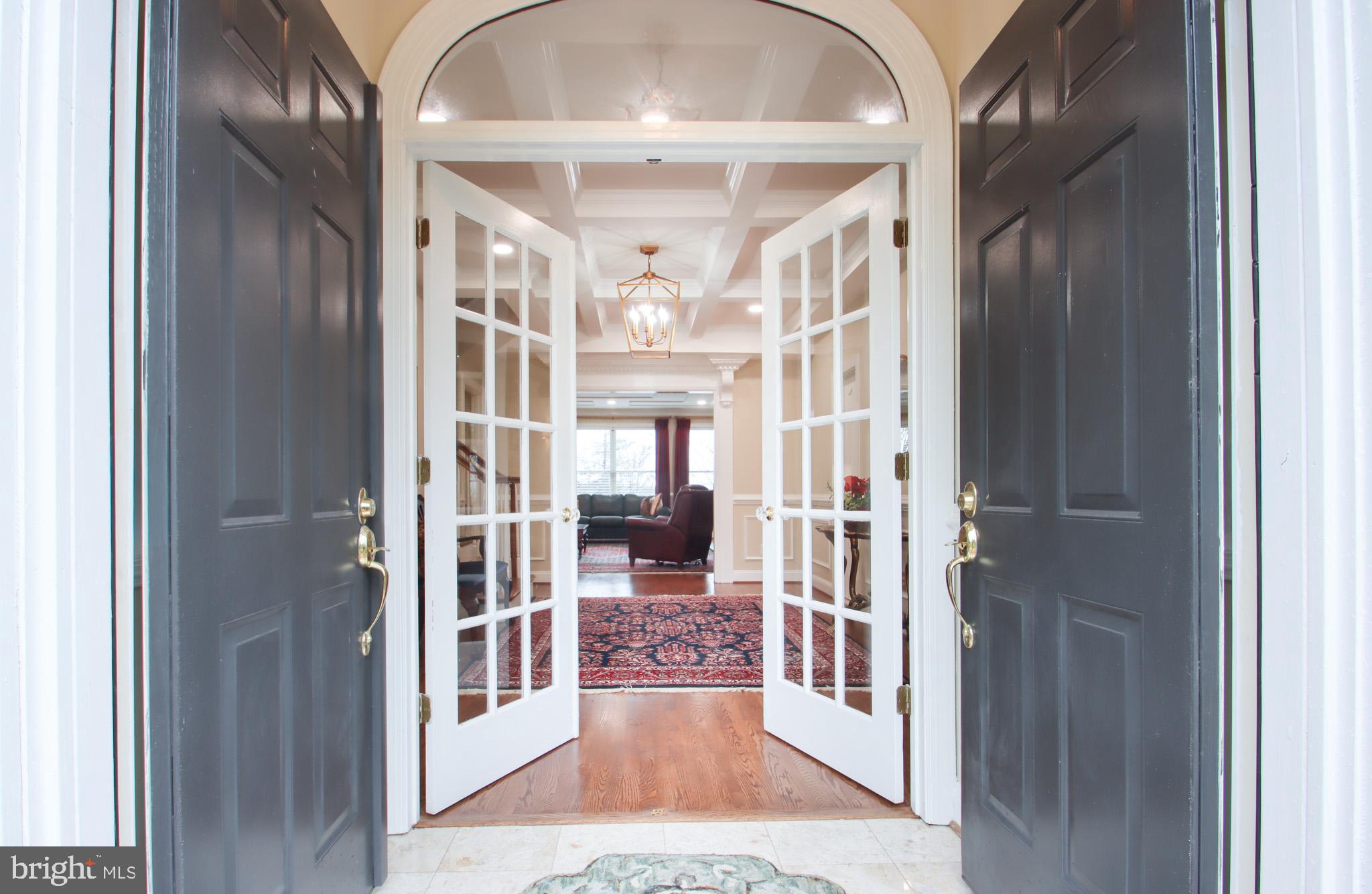 2011 Highland Ridge Drive Phoenix, MD 21131 - Photo 4 of 83 Vestibule