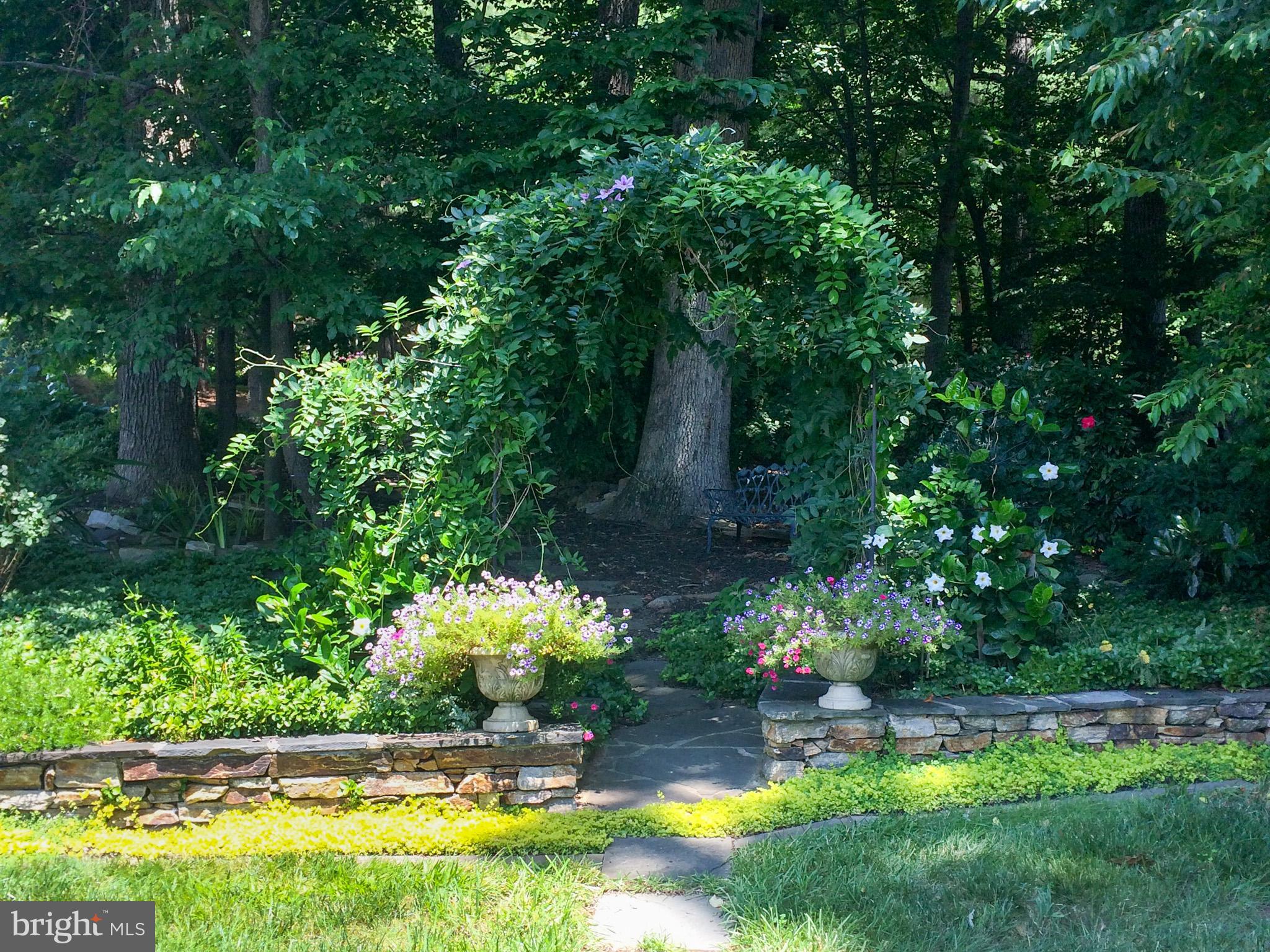 2011 Highland Ridge Drive Phoenix, MD 21131 - Photo 74 of 83 Summer picture from previous years