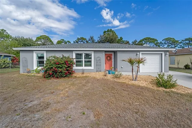 $259,900 | 5013 Southeast Tradewinds Circle, LaBelle, FL 33935