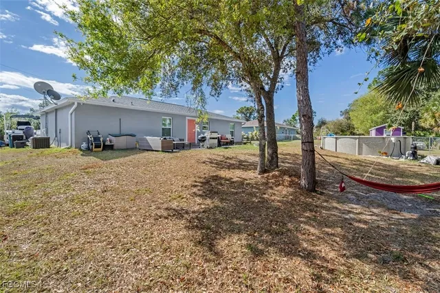 $259,900 | 5013 Southeast Tradewinds Circle, LaBelle, FL 33935