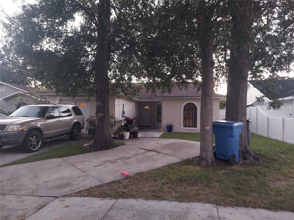 7514 North Hale Avenue, Tampa, FL 33614 Compass