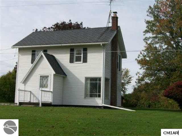 5699 North Winans Road Alma, MI 48801 - Photo 1 of 8 1768801.JPG