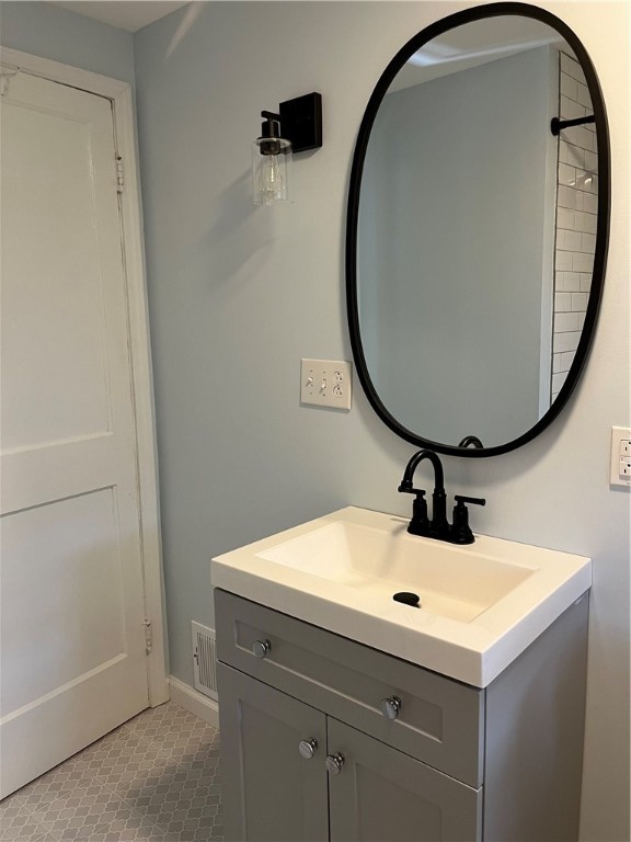 576 Falstaff Road Irondequoit, NY 14609 - Photo 12 of 24