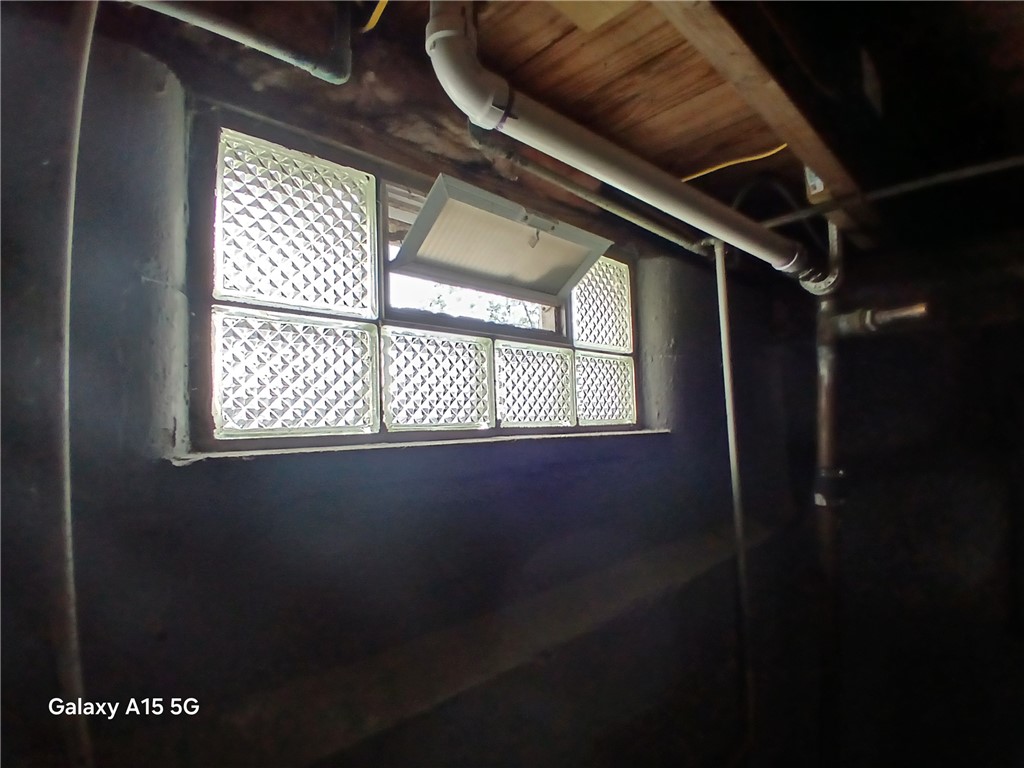 576 Falstaff Road Irondequoit, NY 14609 - Photo 21 of 24