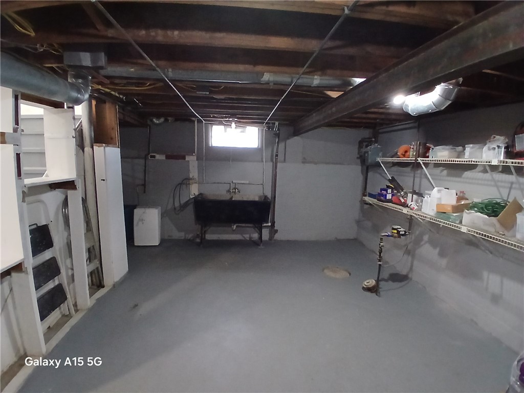 576 Falstaff Road Irondequoit, NY 14609 - Photo 23 of 24