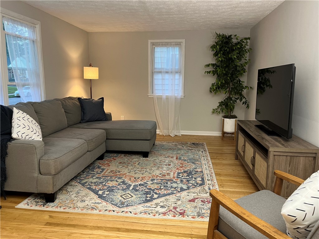 576 Falstaff Road Irondequoit, NY 14609 - Photo 5 of 24