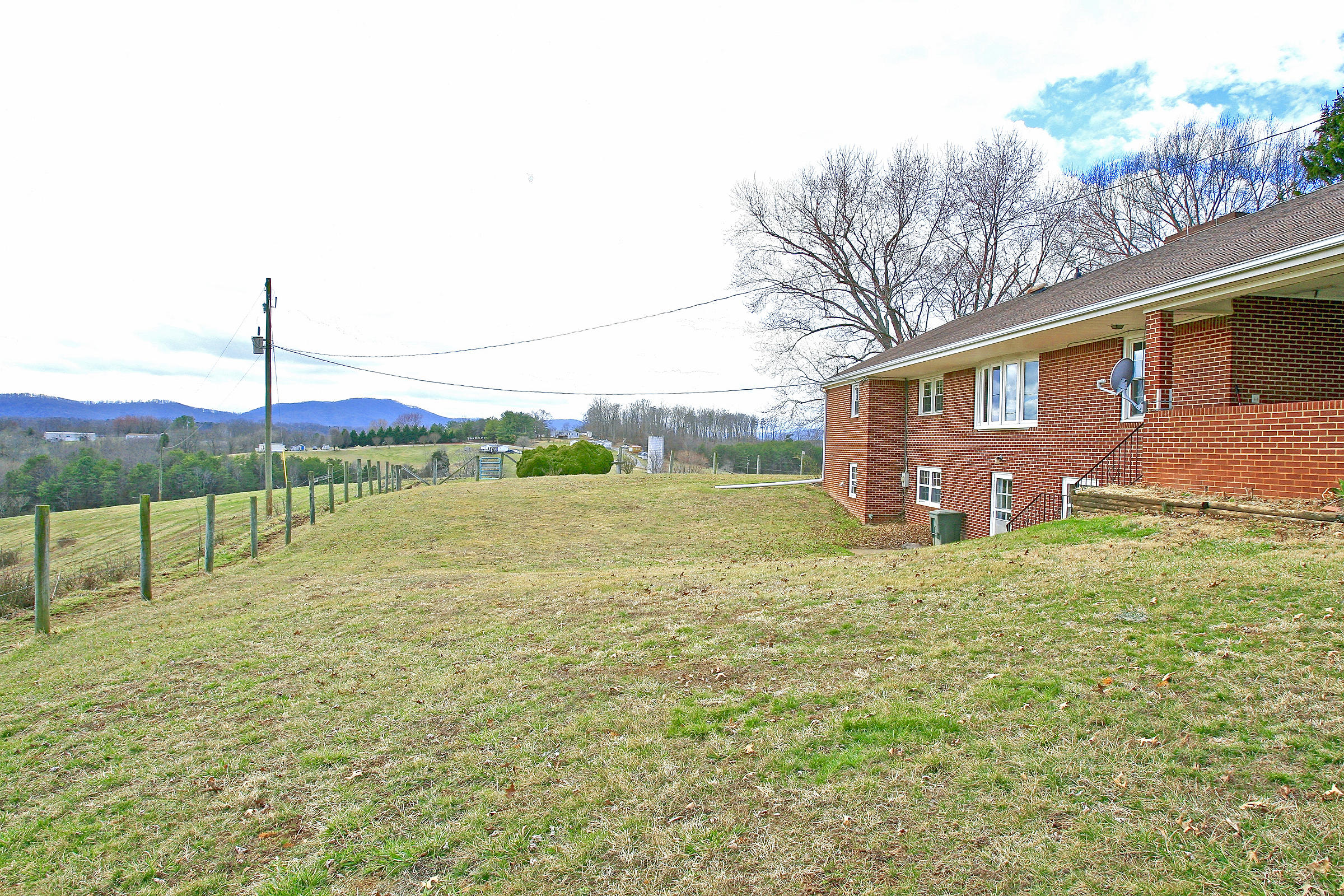 1870 Turner Branch Road Goodview, VA 24095 - Photo 46 of 52 ALT.REAR VIEW