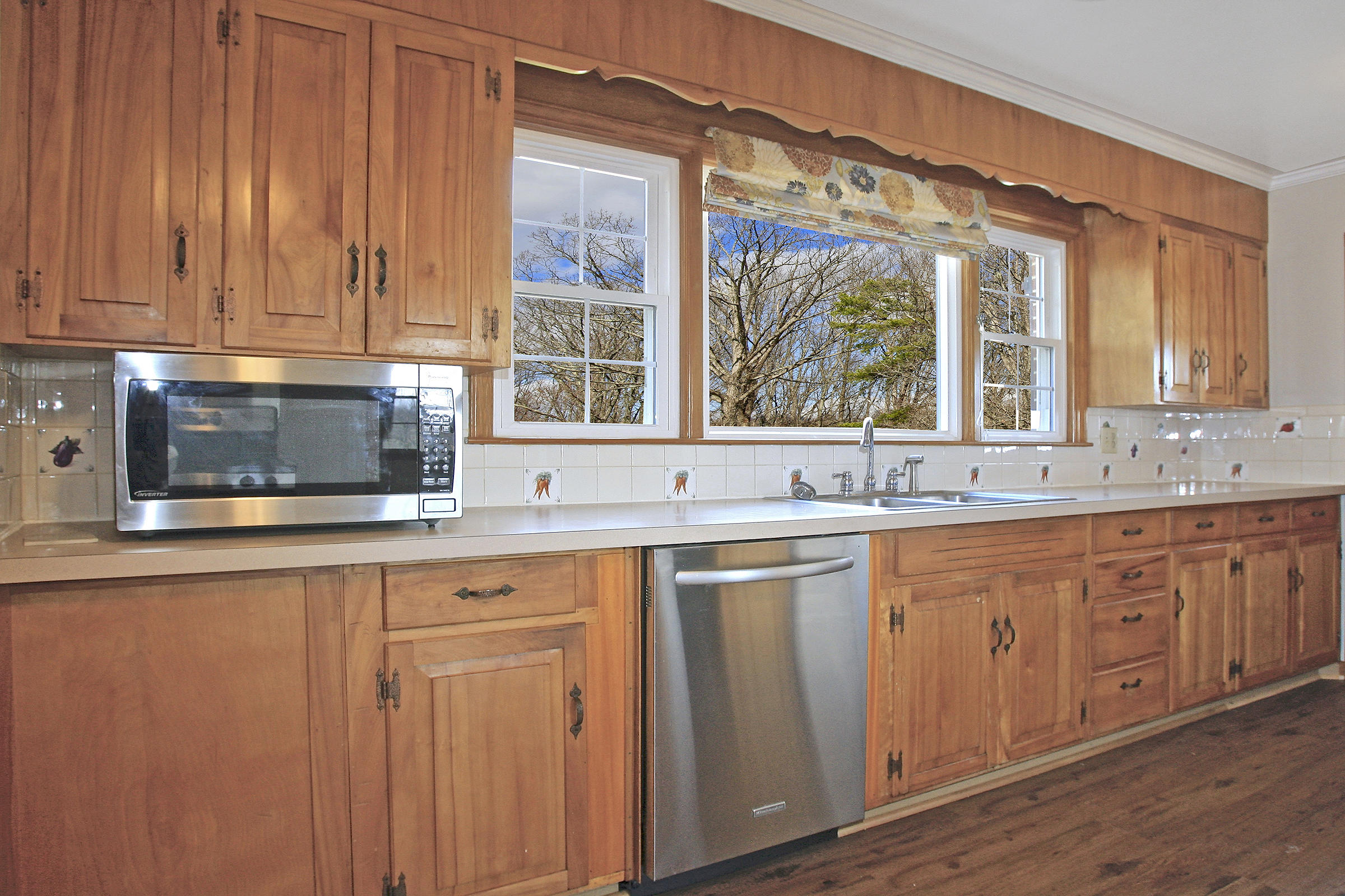 1870 Turner Branch Road Goodview, VA 24095 - Photo 8 of 52 KITCHEN2