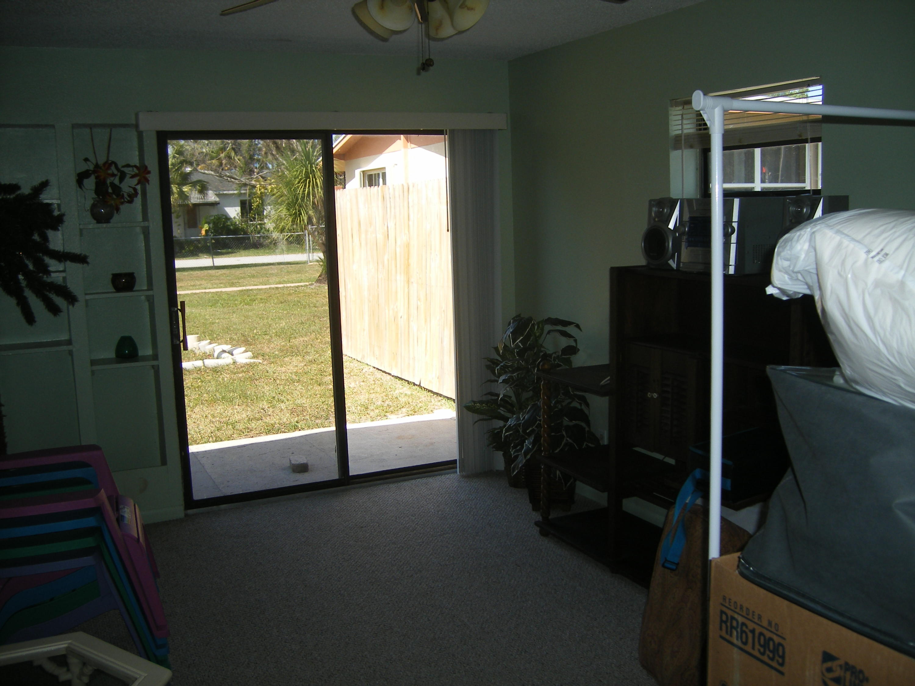 5812 Coconut Road West Palm Beach, FL 33413 - Photo 12 of 15 023