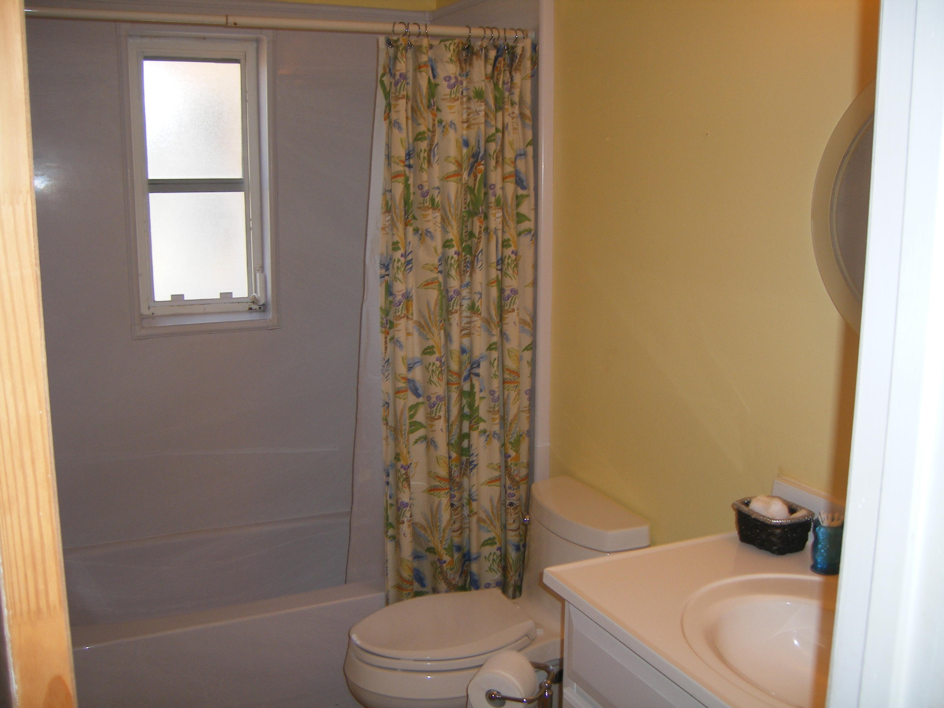 5812 Coconut Road West Palm Beach, FL 33413 - Photo 8 of 15 019