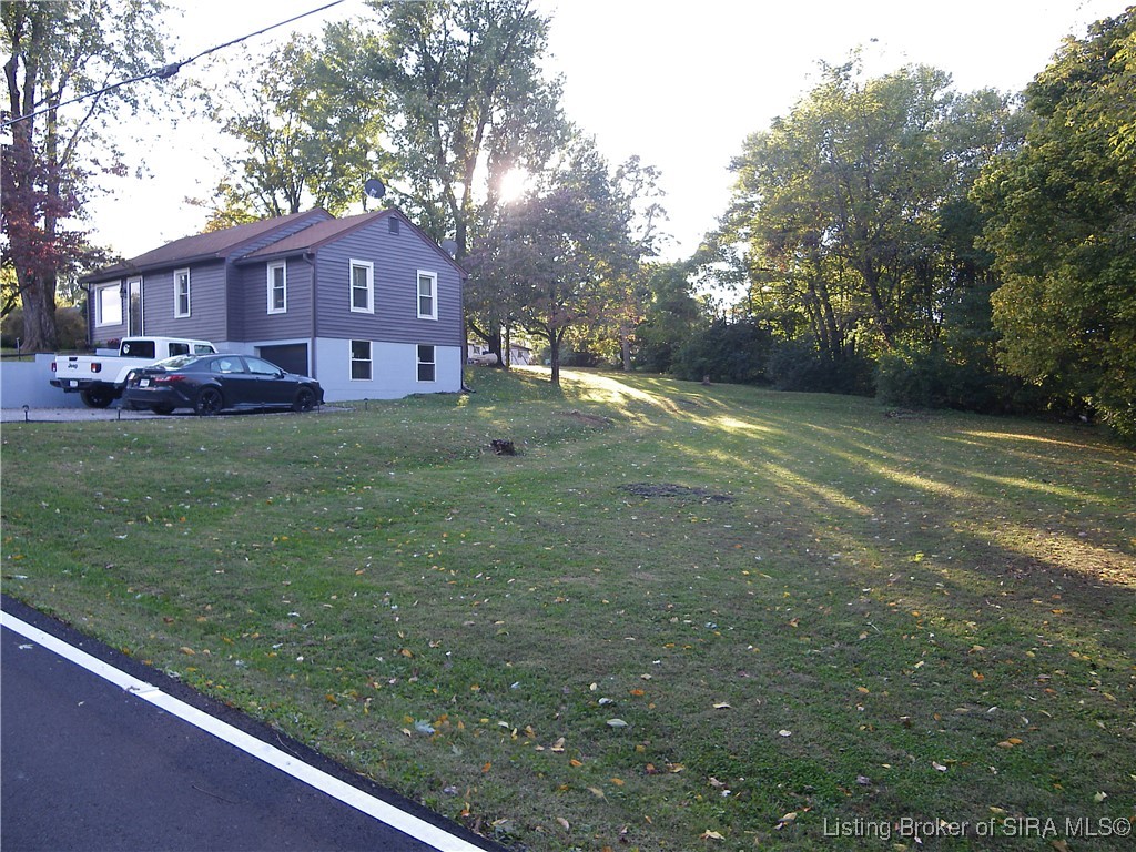 5342 Quarry Road Georgetown, IN 47122 - Photo 2 of 10