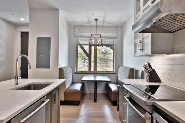 $549,000 | 144 Lodge Road, Unit 5, Ludlow, VT 05149