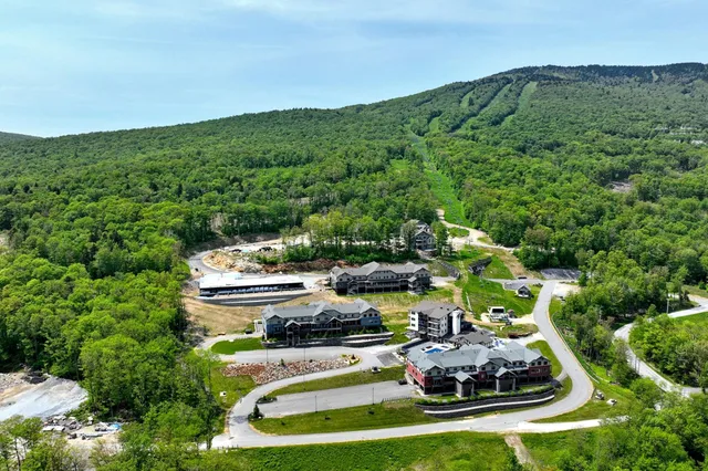 $549,000 | 144 Lodge Road, Unit 5, Ludlow, VT 05149