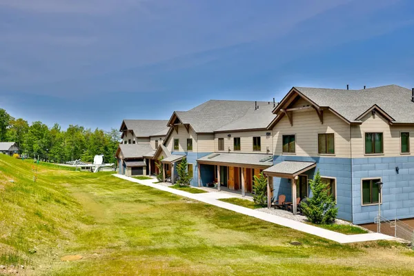 $519,000 | 144 Lodge Road, Unit 5, Ludlow, VT 05149