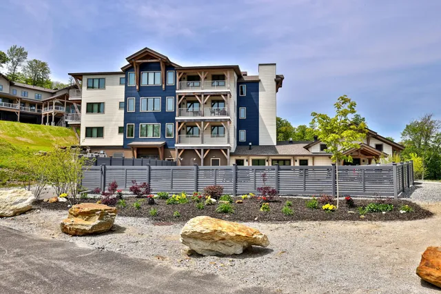 $549,000 | 144 Lodge Road, Unit 5, Ludlow, VT 05149