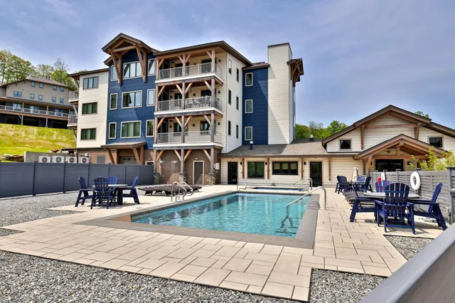 $549,000 | 144 Lodge Road, Unit 5, Ludlow, VT 05149