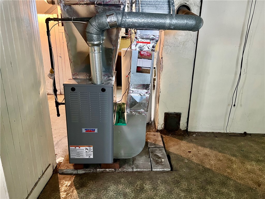 163 Winterroth Street Rochester, NY 14609 - Photo 35 of 38