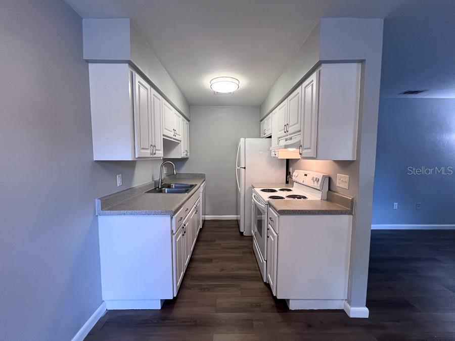 2232 Southwest 39 Drive, Unit A Gainesville, FL 32607 - Photo 6 of 20