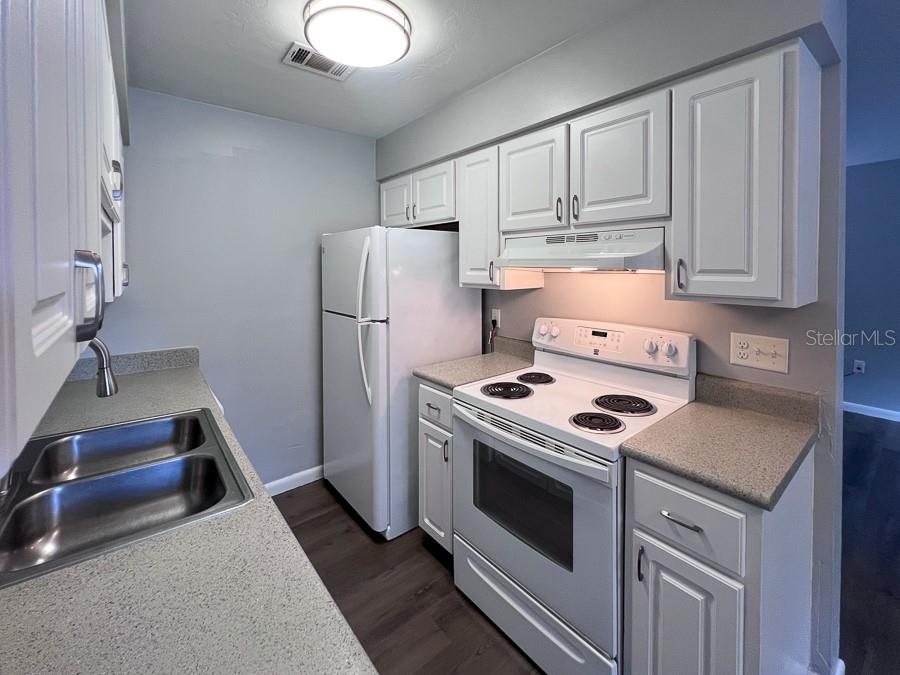 2232 Southwest 39 Drive, Unit A Gainesville, FL 32607 - Photo 7 of 20