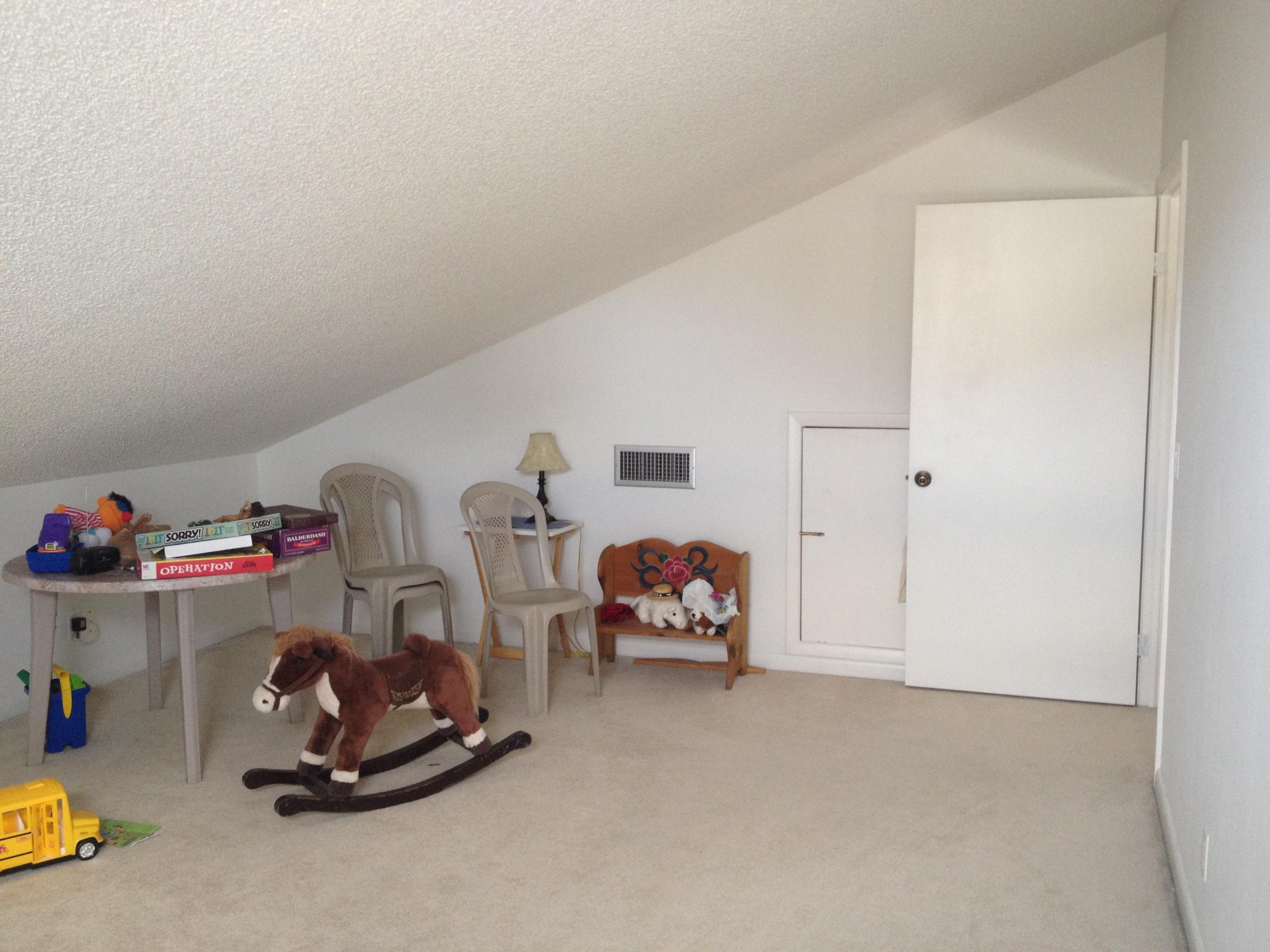 116 Sea Steppes Court Jupiter, FL 33477 - Photo 11 of 19 Upstairs bonus room