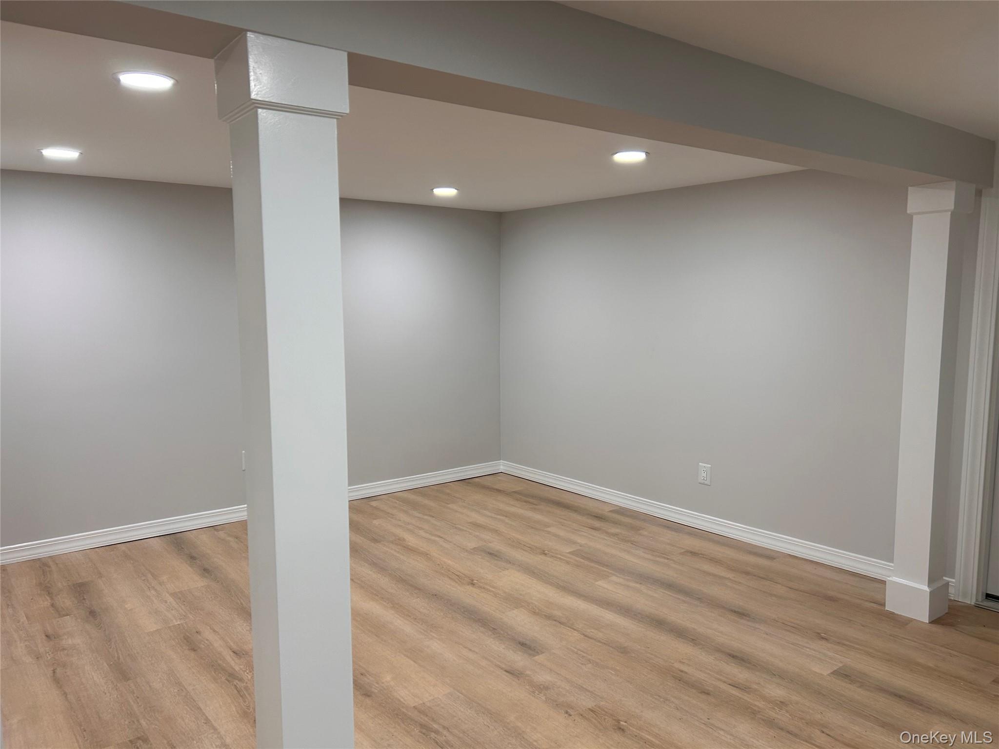 660 Great Neck Road, Unit 1 Copiague, NY 11726 - Photo 7 of 9