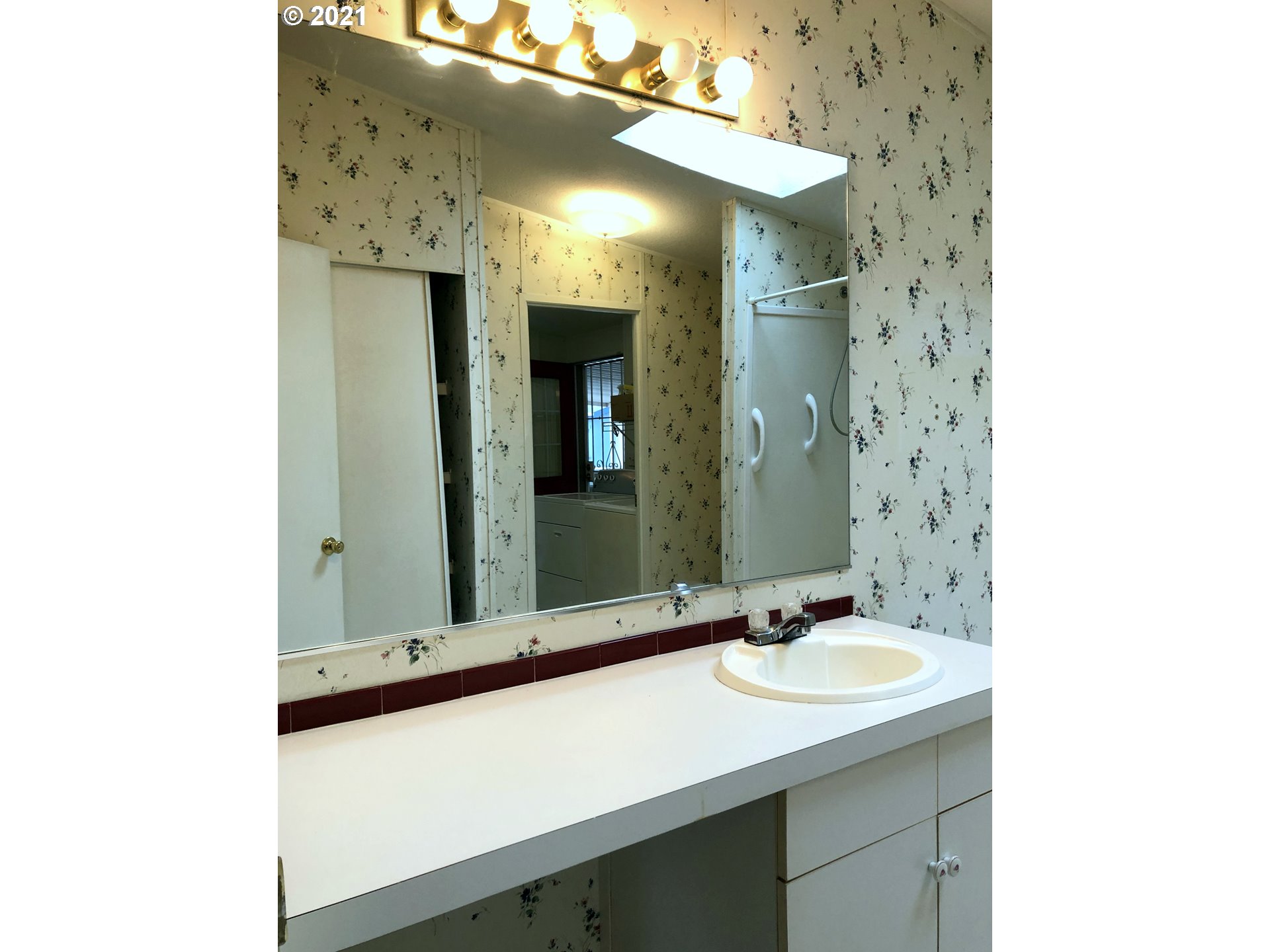 177 64th Place Springfield, OR 97478 - Photo 20 of 26 Gallery Image 20
