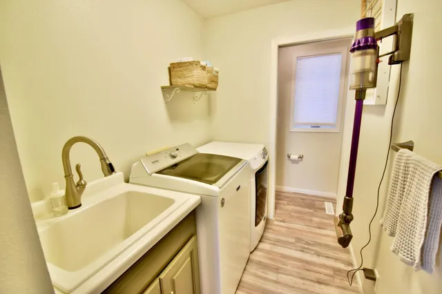 $375,000 | 605 Gumtree Street East, St. Joseph, MN 56374